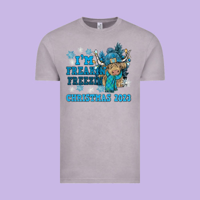 I'm Freakin Freezin Christmas 2023 Vintage Tee Designed By Nancycooperartshop