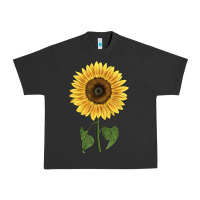 Pigment Black giganteus sunflower Urban Heavy Tee - LillyAllenDesigns