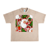 French Oak Christmas Santa Claus and gift box Urban Heavy Tee - NancyCooperArtShop