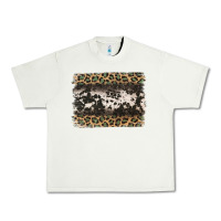 Pistachio leopard cowhide pattern background Urban Heavy Tee - Jasminsmagicworld