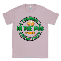 Lilac everybody in the pub getting tipsy Classic Tee - MaliasSmallBusiness