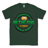 Sports Green everybody in the pub getting tipsy Classic Tee - MaliasSmallBusiness