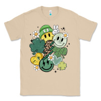Mushroom st patricks day green smile Classic Tee - MaliasSmallBusiness