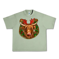 Oil Green christmas highland cow mistletoe Christmas Urban Heavy Tee - Jasminsmagicworld