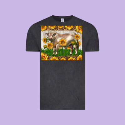 Western Charolais Bull With Sunflowers Vintage Tee Designed By Lillyallendesigns