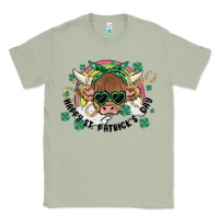 Matcha st. patrick's day highland cow Classic Tee - MaliasSmallBusiness