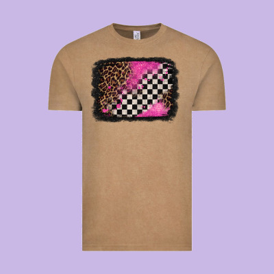 Racing Leopard Background Vintage Tee Designed By Jasminsmagicworld
