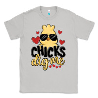 Moon Dust chicks dig me Classic Tee - MaliasSmallBusiness