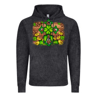 Vintage Black Western Shamrock Cross Leopard Background Vintage Hoodie - Artiststas