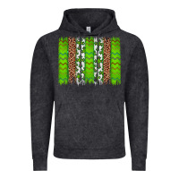 Vintage Black Western St. Patrick's Shamrock Cross Leopard Brushstroke Vintage Hoodie - Artiststas