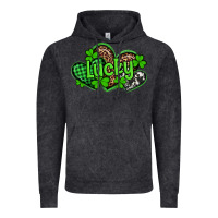 Vintage Black st patricks day lucky western hearts Vintage Hoodie - Artiststas