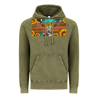 Vintage Olive longhorn bull skull license plate Vintage Hoodie - Artiststas
