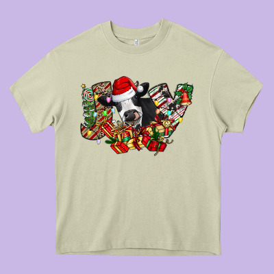 Christmas Joy Cow Heavy Core Tee Designed By Cowhidedigitalart