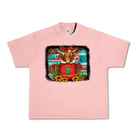 Salmon hot coco christmas highland cow with background Urban Heavy Tee - Jasminsmagicworld