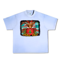 Grape Ice hot coco christmas highland cow with background Urban Heavy Tee - Jasminsmagicworld