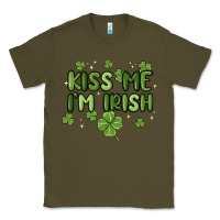 Army Green kiss me i'm irish Classic Tee - MaliasSmallBusiness