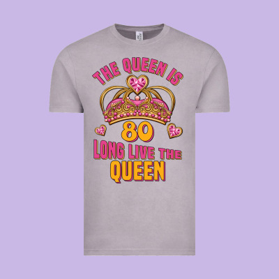 The Queen Is 80 Long Live The Queen Vintage Tee Designed By Jasminsmagicworld