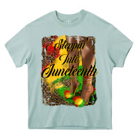 Arona steppin'  into juneteenth Heavy Core Tee - HRA Design Shop