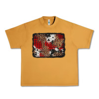 Peanut Butter distressed cowhide leopard christmas background Urban Heavy Tee - Jasminsmagicworld