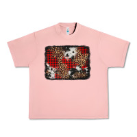 Salmon distressed cowhide leopard christmas background Urban Heavy Tee - Jasminsmagicworld