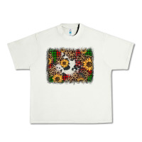Pistachio distressed christmas sunflowers leopard cowhide background Urban Heavy Tee - Jasminsmagicworld
