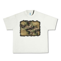 Pistachio camouflage glitter background Urban Heavy Tee - Jasminsmagicworld