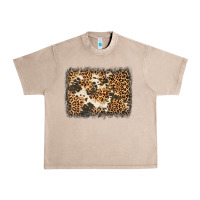 French Oak distressed leopard cowhide background Urban Heavy Tee - Jasminsmagicworld