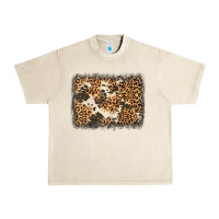 Sandshell distressed leopard cowhide background Urban Heavy Tee - Jasminsmagicworld