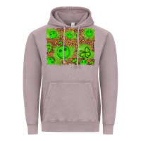 Vintage Zinc shamrock glitter leopard and wood background Vintage Hoodie - Artiststas