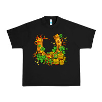 Black horseshoe with shamrocks and coin Urban Heavy Tee - AdoDesignShop