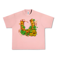 Salmon horseshoe with shamrocks and coin Urban Heavy Tee - AdoDesignShop