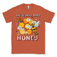 Copper she works hard for the honey Classic Tee - MaliasSmallBusiness