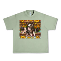 Oil Green Western Cute Hampshire Pigs Urban Heavy Tee - LillyAllenDesigns