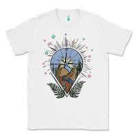 White compass with mountain Classic Tee - MaliasSmallBusiness