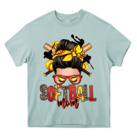 Arona softball mom messy bun Heavy Core Tee - Zillion Design Studio