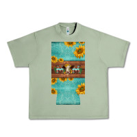 Oil Green mom hereford cattle sunflowers on tooled leather slim can cooler Urban Heavy Tee - BarkalooDesign
