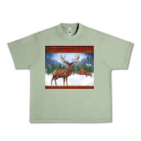 Oil Green christmas reindeer red barn country farm christmas Urban Heavy Tee - BarkalooDesign