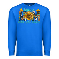 True Royal Being a Mom Makes My Life Complete Premium Sweatshirt - texasbilliewilder