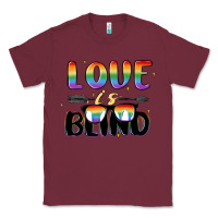 Burgundy love is blind Classic Tee - MaliasSmallBusiness