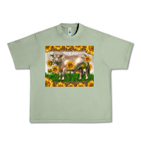 Oil Green Western Charolais Bull With Sunflowers Urban Heavy Tee - LillyAllenDesigns