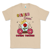 Mushroom delulu queen coming through Classic Tee - MaliasSmallBusiness