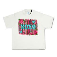 Pistachio xoxo valentines day leopard glitter brushstroke Urban Heavy Tee - Jasminsmagicworld