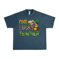 Midnight Navy one lucky teacher st patricks Urban Heavy Tee - NancyCooperArtShop