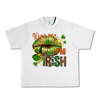 Lunar Rock kiss me im irish with lip Urban Heavy Tee - NancyCooperArtShop