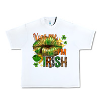 White kiss me im irish with lip Urban Heavy Tee - NancyCooperArtShop