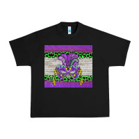 Black mardi gras  mask Urban Heavy Tee - BarkalooDesign