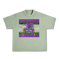 Oil Green mardi gras  mask Urban Heavy Tee - BarkalooDesign