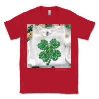 Red shamrock patterned clothing Classic Tee - MaliasSmallBusiness