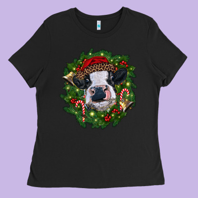 Heifer Cow With Christmas Wreath Ladies Tee Designed By Ranaportraitstore