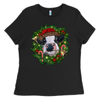 Black heifer cow with Christmas wreath Ladies Tee - RanaPortraitStore